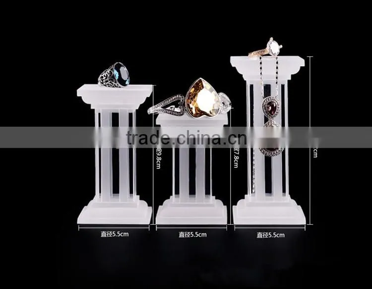 China High End Cheap Unique Acrylic Jewellery Display