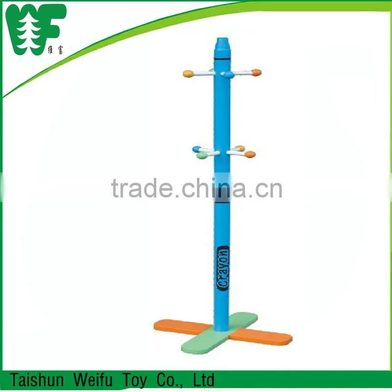 cheap tree shaped free standing wooden coat rack