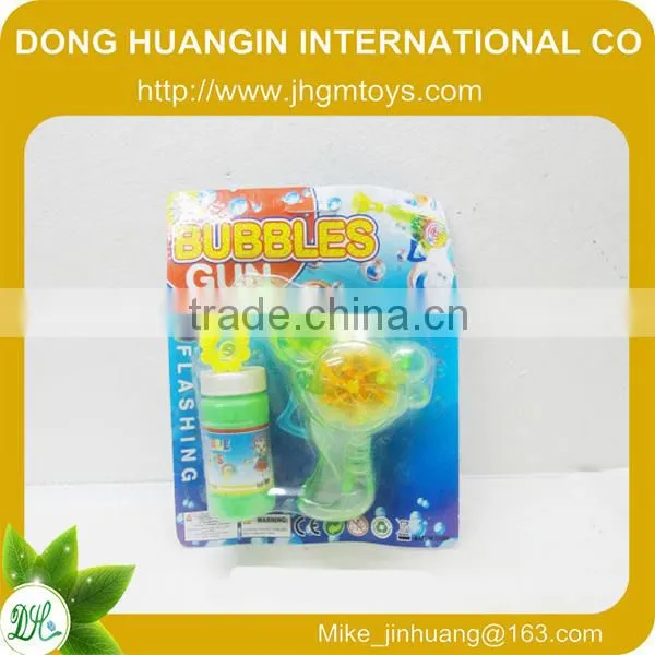 2014 automatic musical space bubble gun toy wholesale