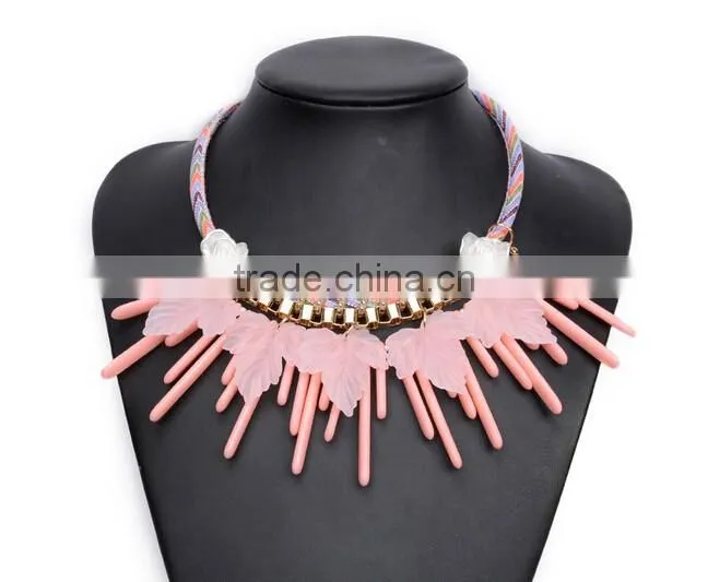 2016 New fashion bib collar Leaves Tassels chunky luxury choker necklace
