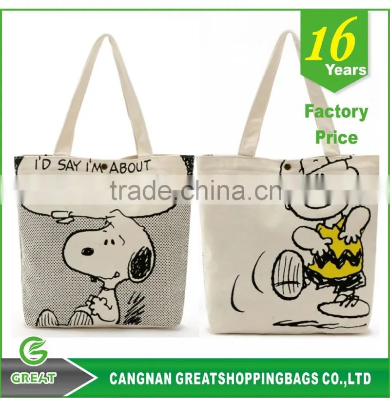 Eye-catching canvas beach bag for woman