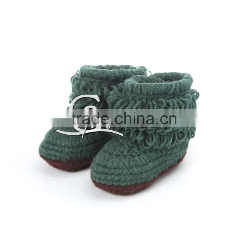 Warm Coral Fleece Vamp Newborn Fancy Baby Girl Shoes, Woolen fabric Baby Shoes with button