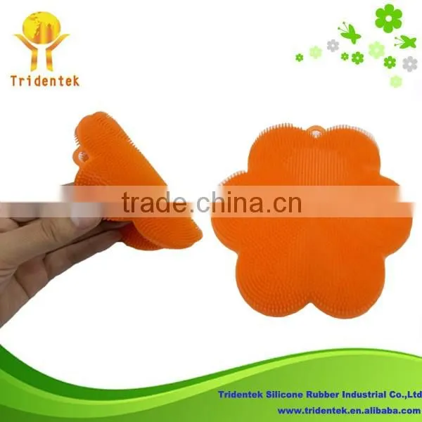 2016 New Arrival Bathing Accessories Most Difficult Production Silicone Bathing Brush For Shower