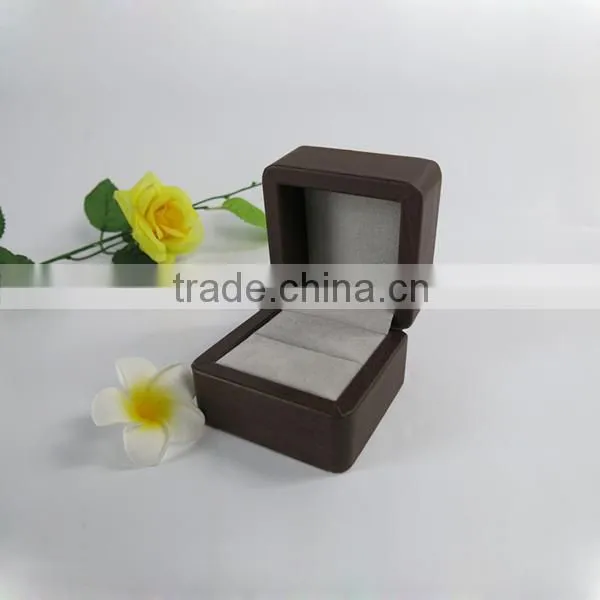 grainy paper wooden watch box with c-clip insert