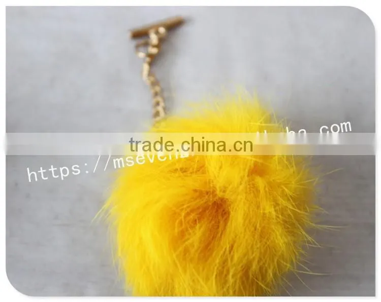 Customized size colorful cute rabbit fur pom pom ball for decoration