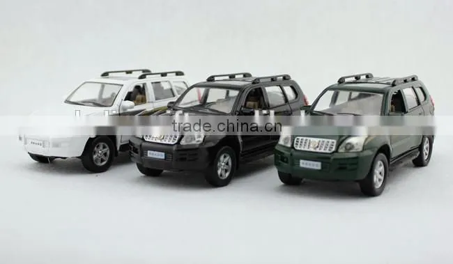 1:32 Die-cast car model toys with openable door and pull back function,pull back die-cast model cars