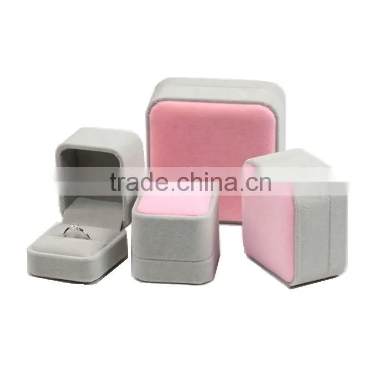 Good Quality velvet comstic packaging box ,gold gift supplier ,jewelry packaging case