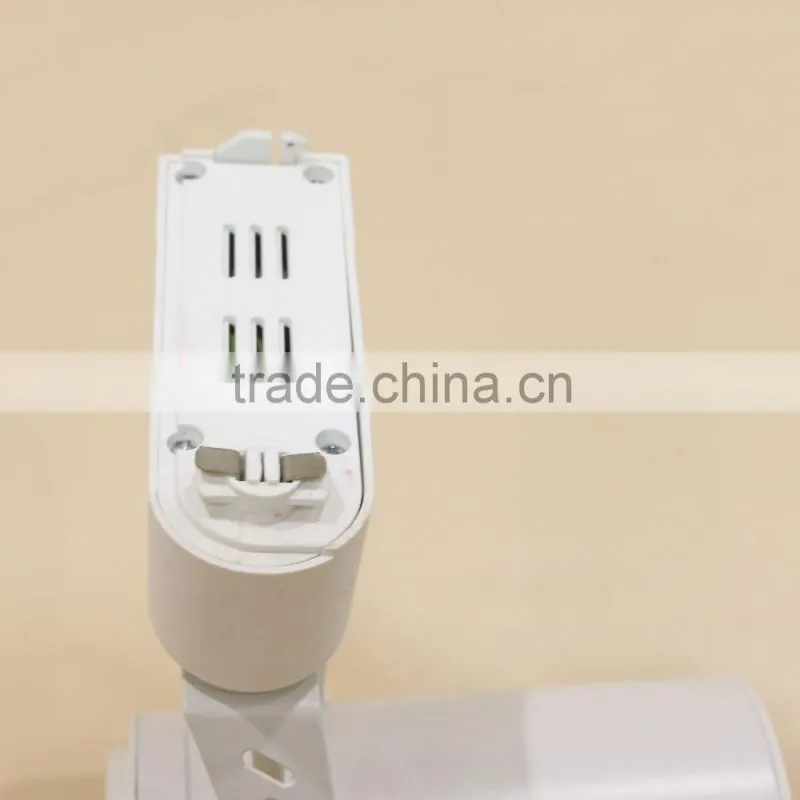 Guangzhou International Exhibition Hot selling LED track lights with 12 lights