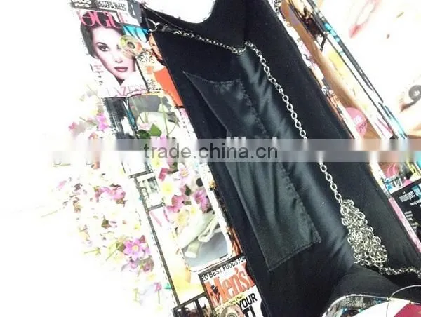 Italy design magazine print bag metal chain evening hand bag