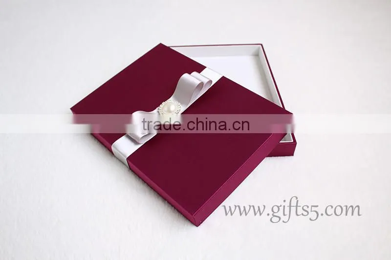 Decorative Wedding Invitation Card box with bowknot
