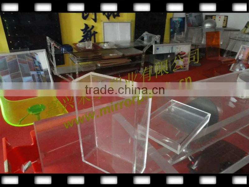 business card advertising displays