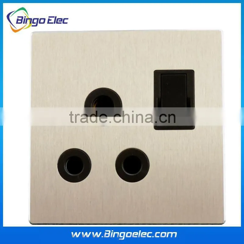 Bristish style 15amp switched socket
