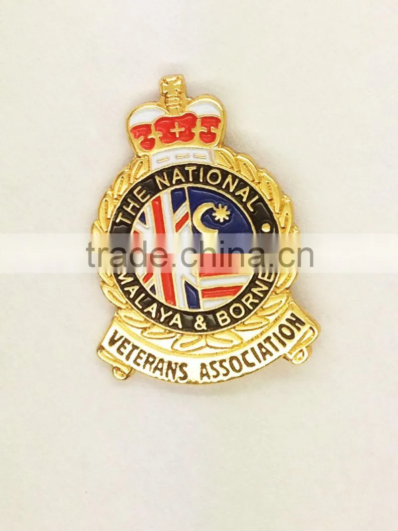custom tie clips mape sea red and white soft enamel lapel pin badge
