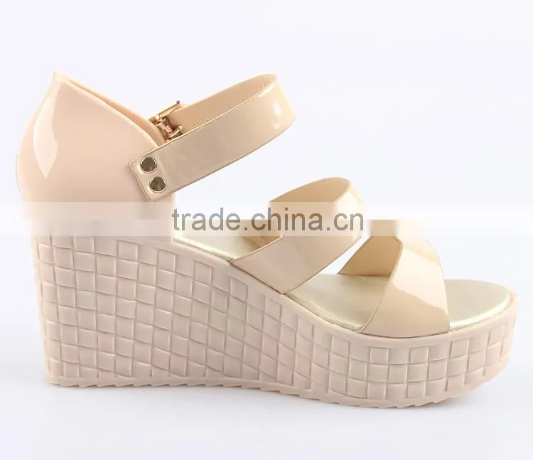 Newest design 2016 summer pvc upper jelly sandals dress shoes orange sandals from Chictrend melissa sandals