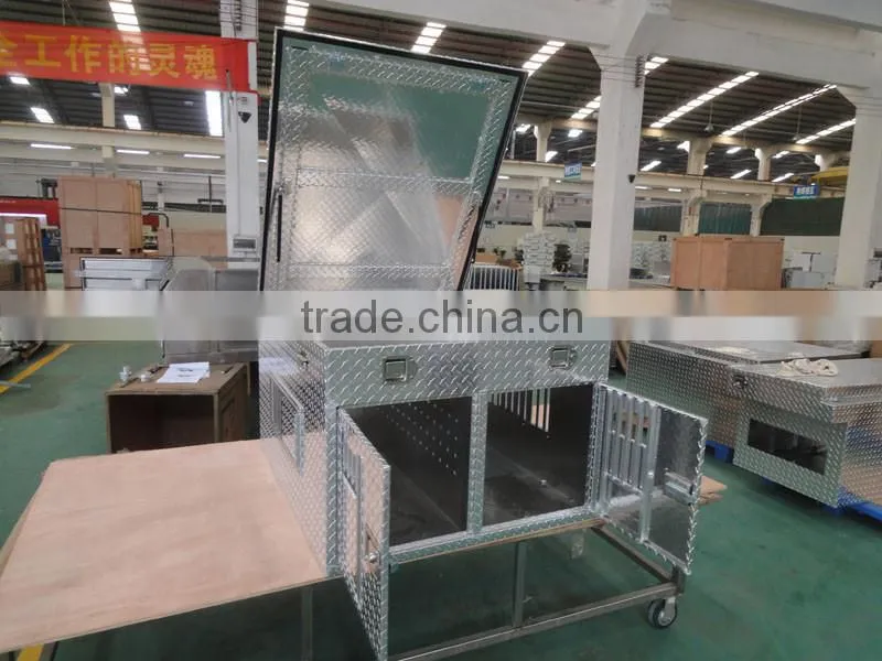 Aluminum truck tool box dog box for pickup