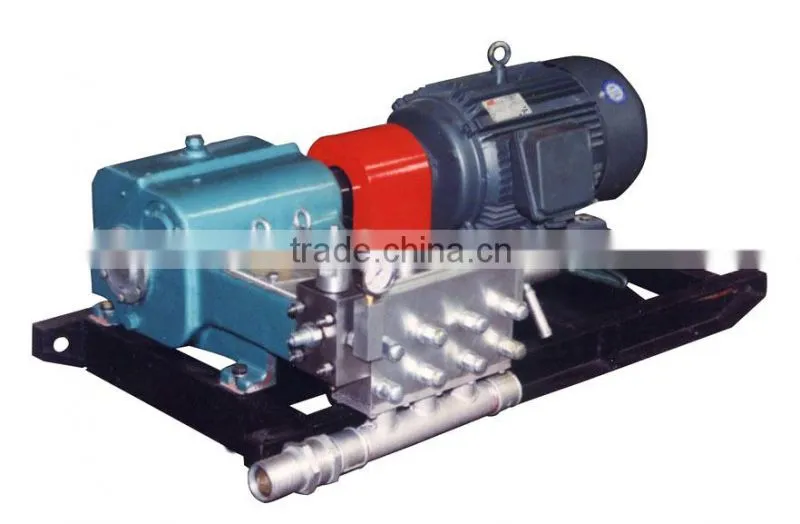 Washing machine for condenser and heat exchanger cleaning