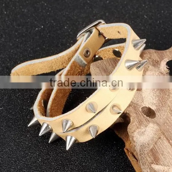 2016 Wholesale Rock Rivet Bracelet Design