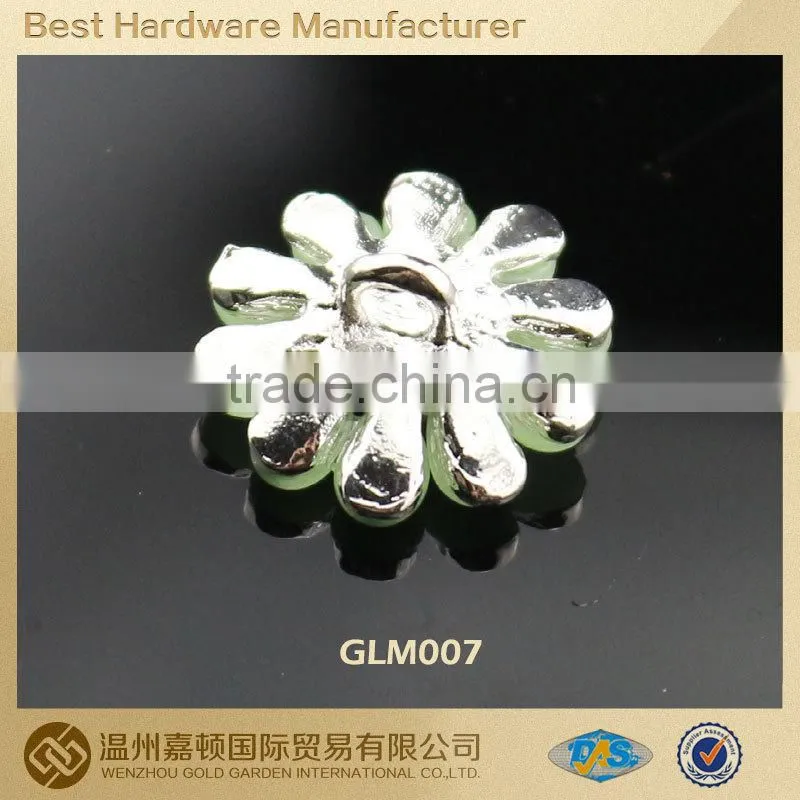 fancy flower design green color teardrop rhinestone sewing buttons