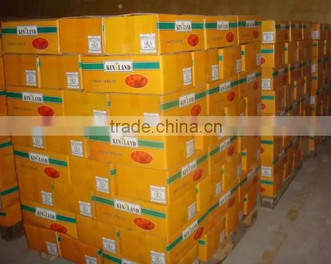Yellow color 10kg carton packing dried apricot 2.5-4cm