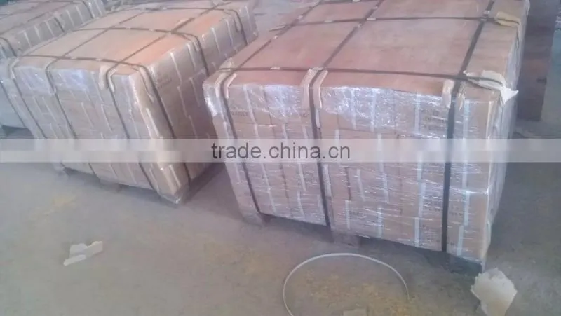 Sliding gate wheel for cantilever gates
