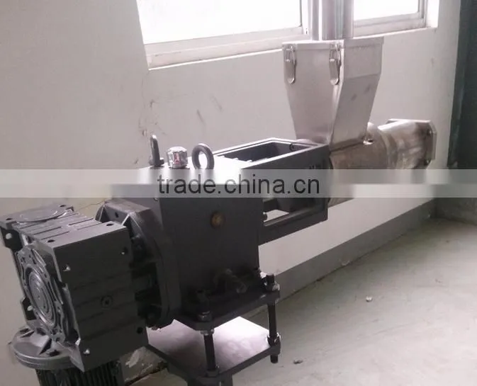 China CW extruder machine side feeder for sale