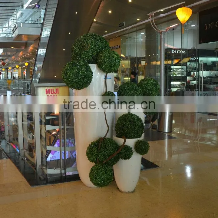 Giant round modern flower pot