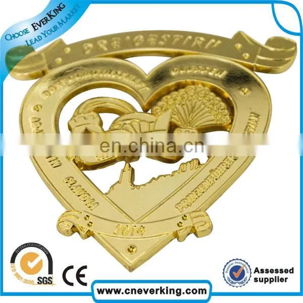 newest design better quality badge with tieclip