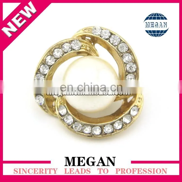 wholesale cheap zinc alloy crystal rhinestone button