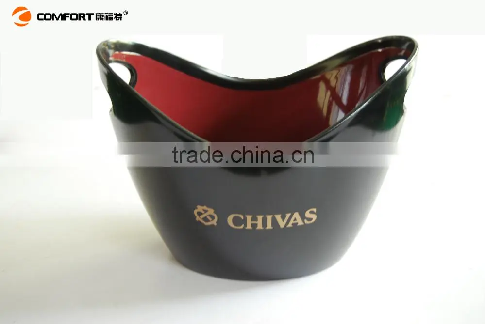 Competitive plastic around food serving tray
