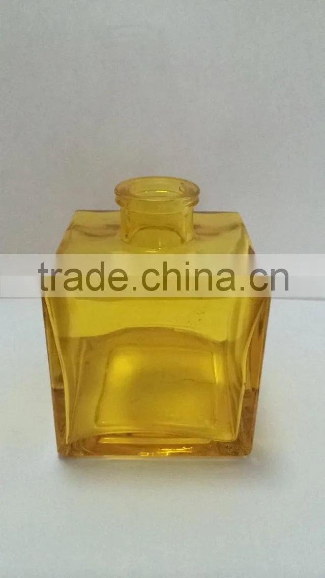 taper Egyptian pyramids aromatherapy bottles,glass bottle for aromatherapy