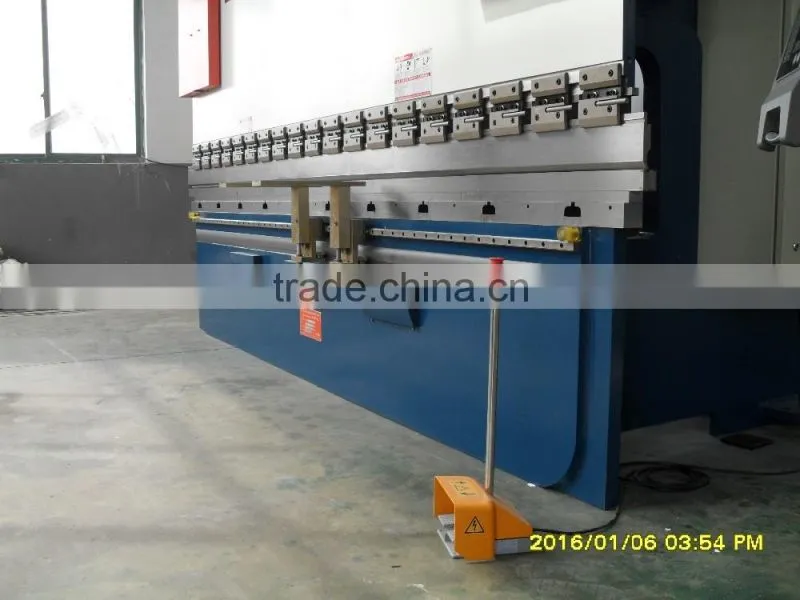 Low price cnc press brake hydraulic cnc carbon steel sheet bender