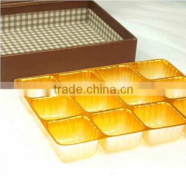 Delicate Ribbon Clamshell Chocolate Box