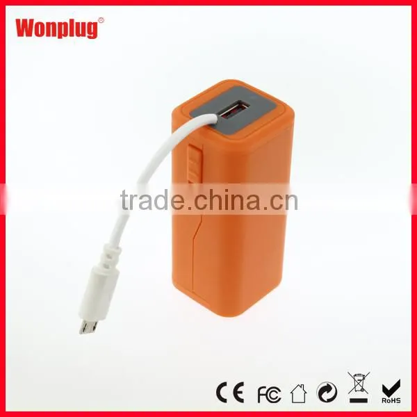 New Design External Power Bank with Replaceable Battery