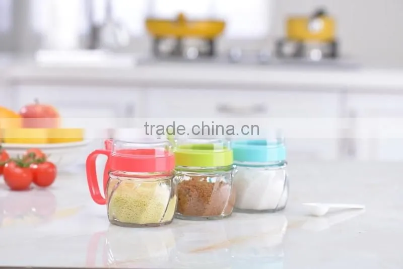 2016 Hot sale High Kitchen Colored Quality Glass spice jar with spoon