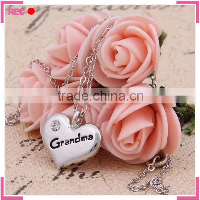 Pendant necklaces jewellery with heart pendant, grandma necklaces for young girls
