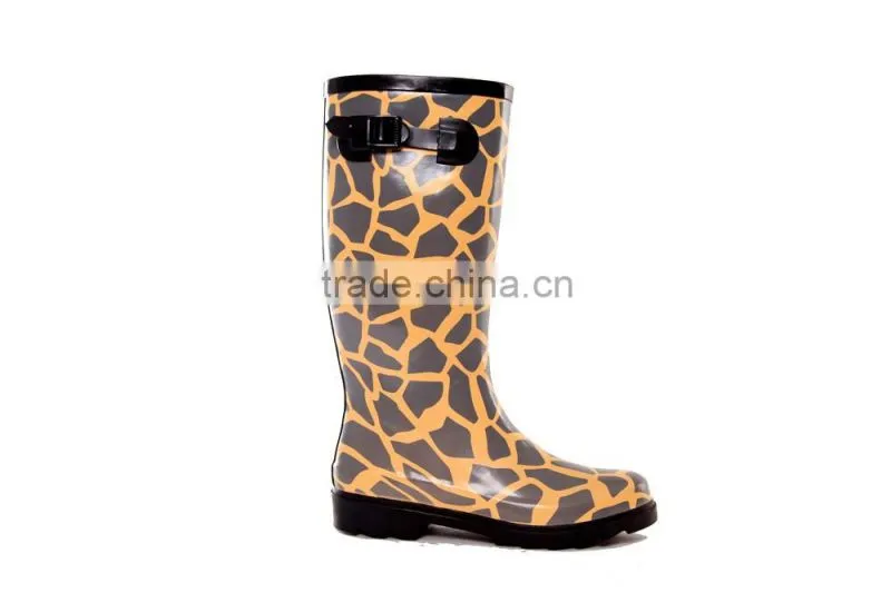 Leopard printed women's boots,cheap rubber boots,boots with buckle