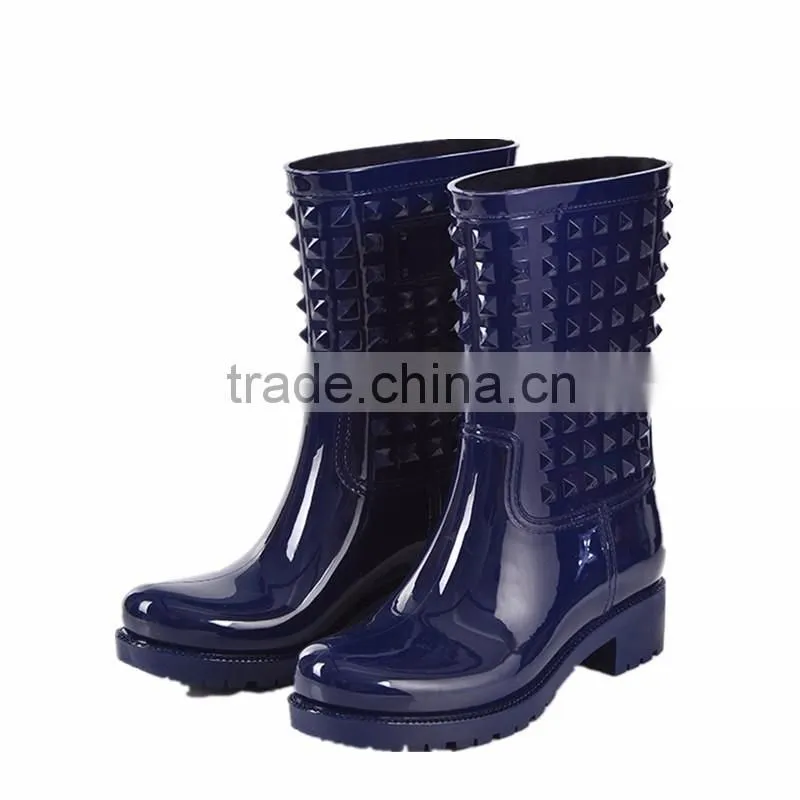 Green Pvc Material Waterproof Rain Boots Rainshoes for Women Ladies