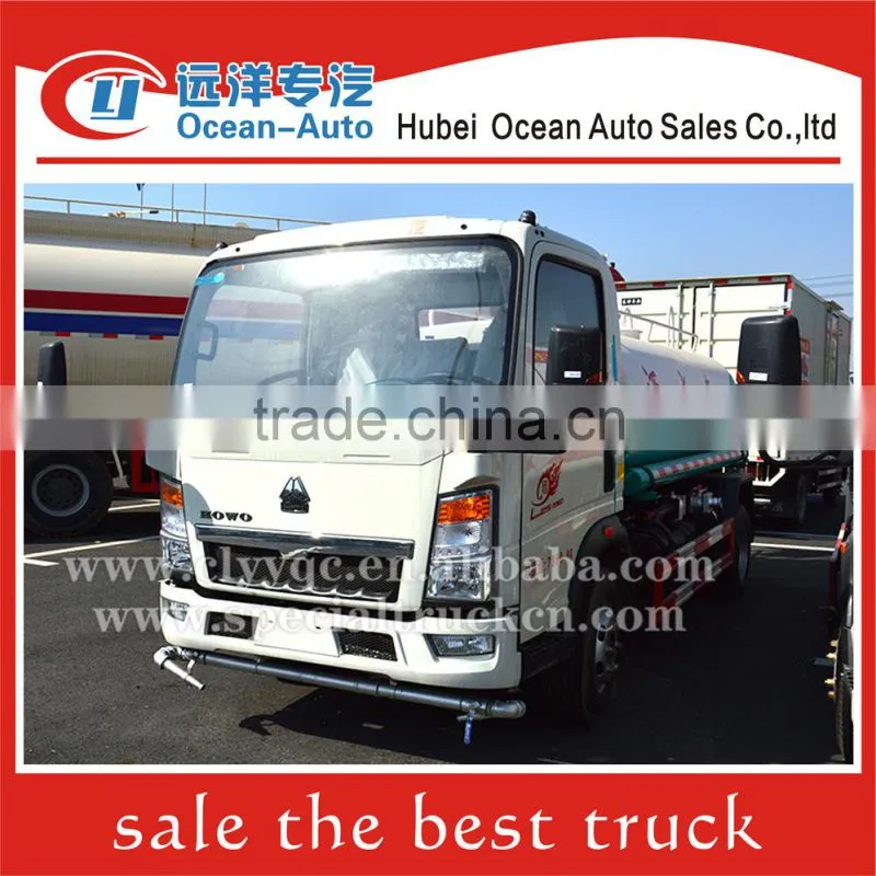 SINOTRUK HOWO 4000liter 4X2 small water tanker for sale