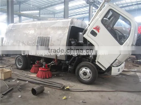 factory dongfeng 4x2 small street sweeping truck for sale