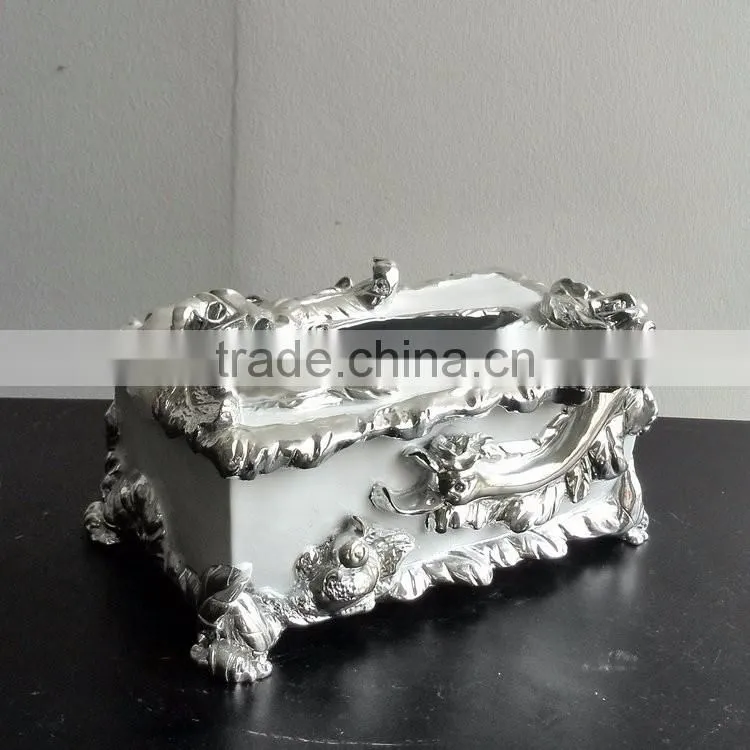 Polyresin tissue box