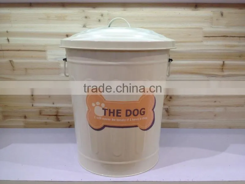 Metal novelty trash can