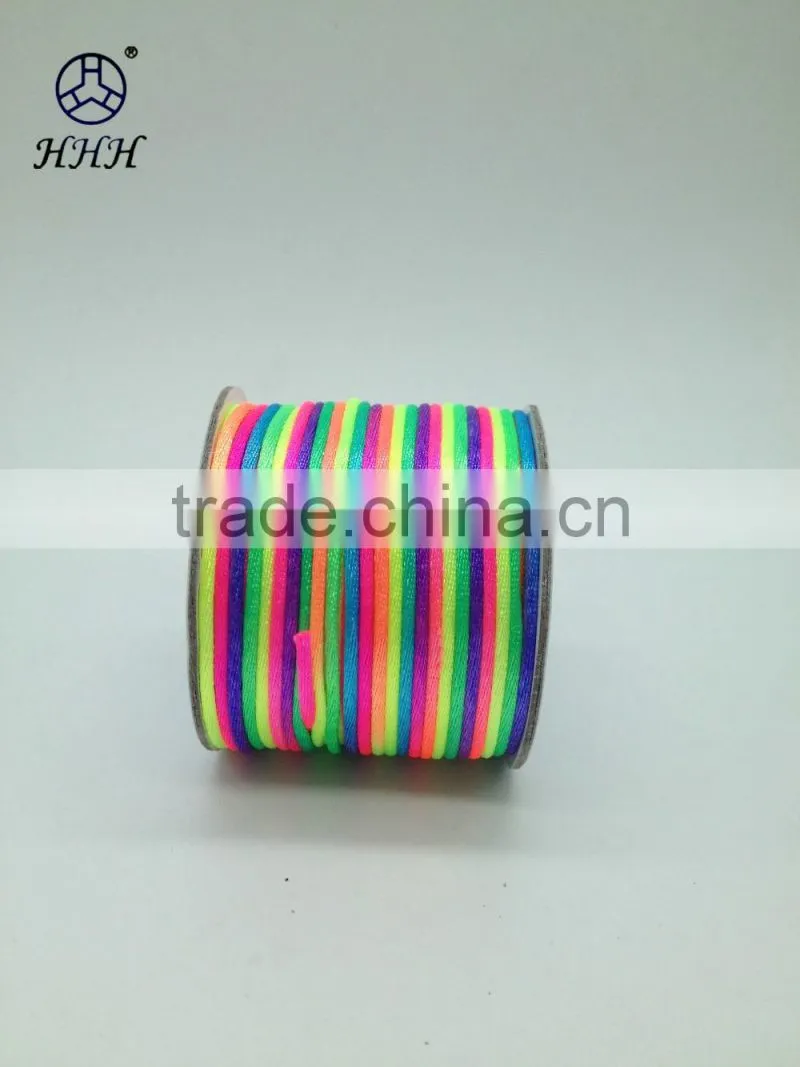 Decorative raw tassel silk thread