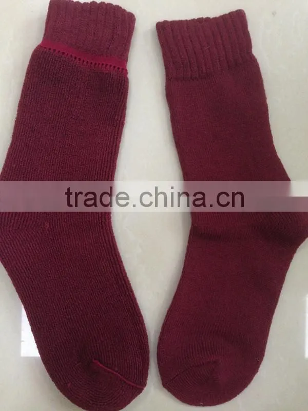 2015 good quality and simple design for home and floor men& women terry socks