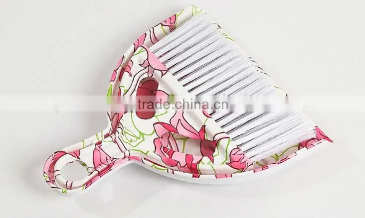 printed plastic dustpan and brush set for table