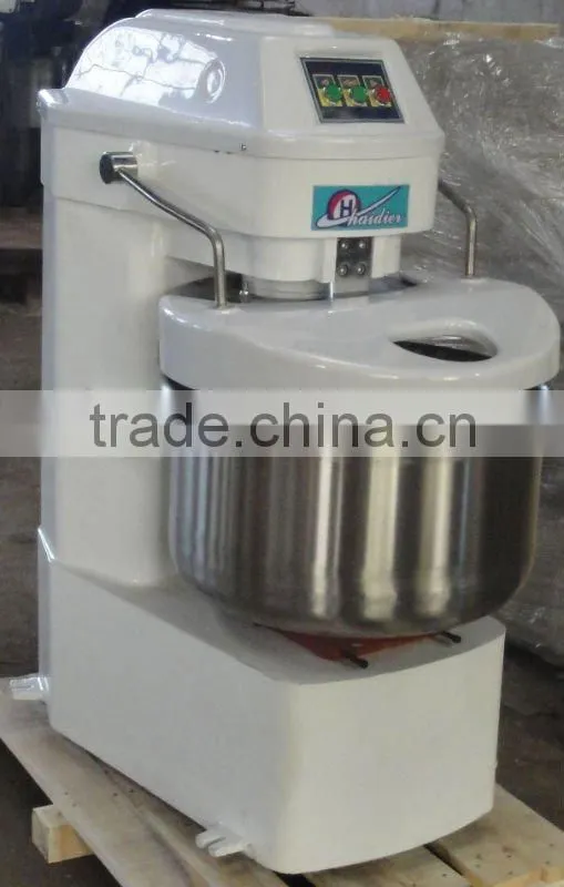 Toast a row of spiral mixer