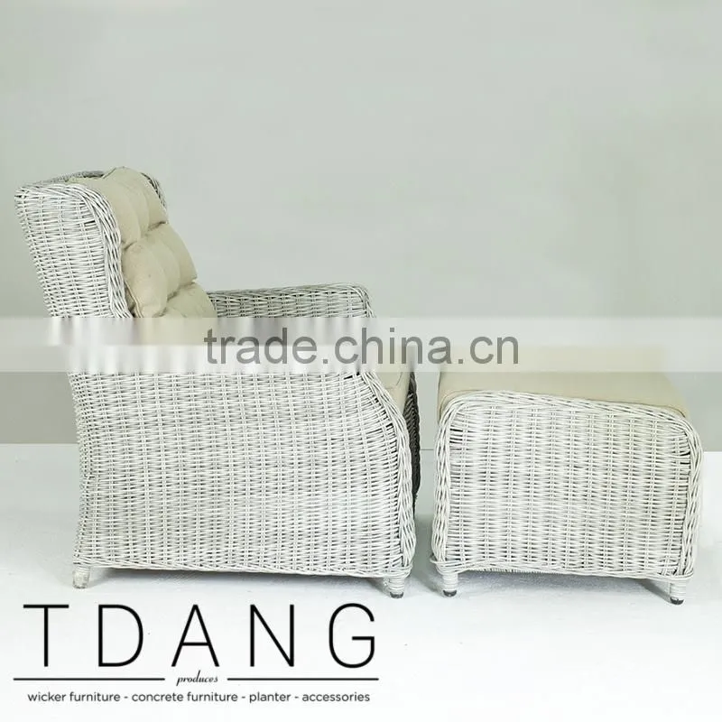 Driago Wicker Lounge Chair with Ottoman - Luxury Relax Wicker Chair
