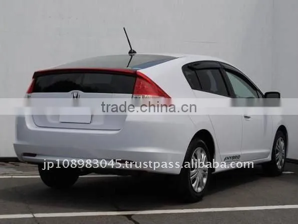Insight Hybrid 1300cc car