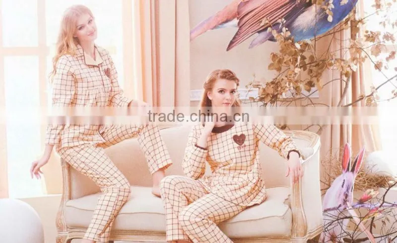Casual comfortable plaid pajamas
