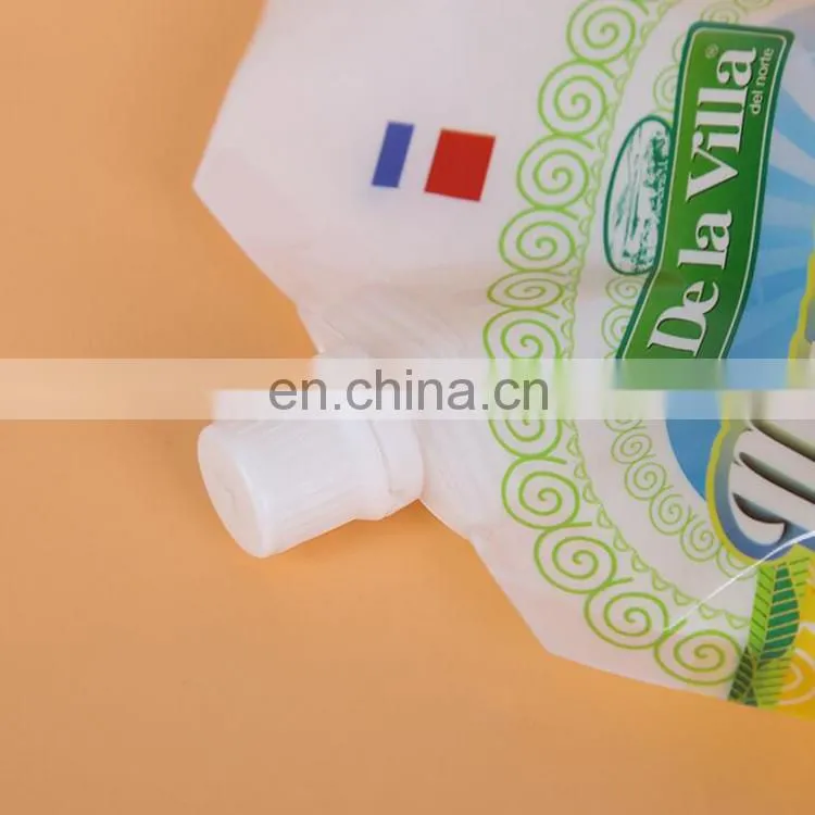 Wholesale Custom Design Pouch Plastic Spout Pouch Plastic Drinking Water Bag For Juice/Milk/Beer/Wine