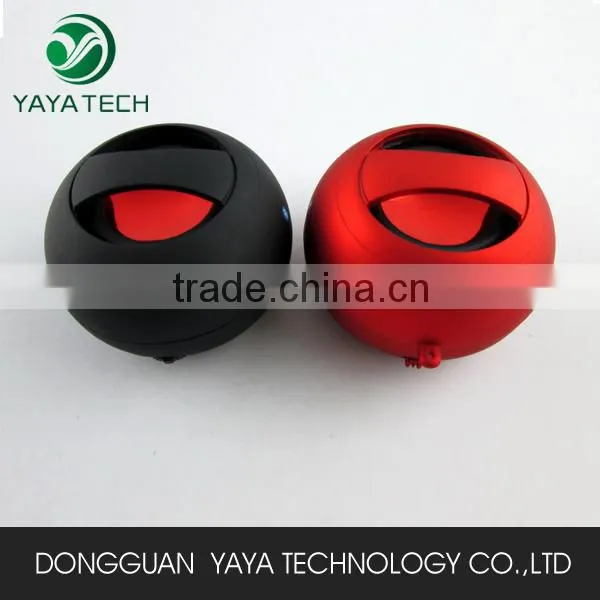Wireless round mini bluetooth speakers and usb cable power bank with bluetooth speakers